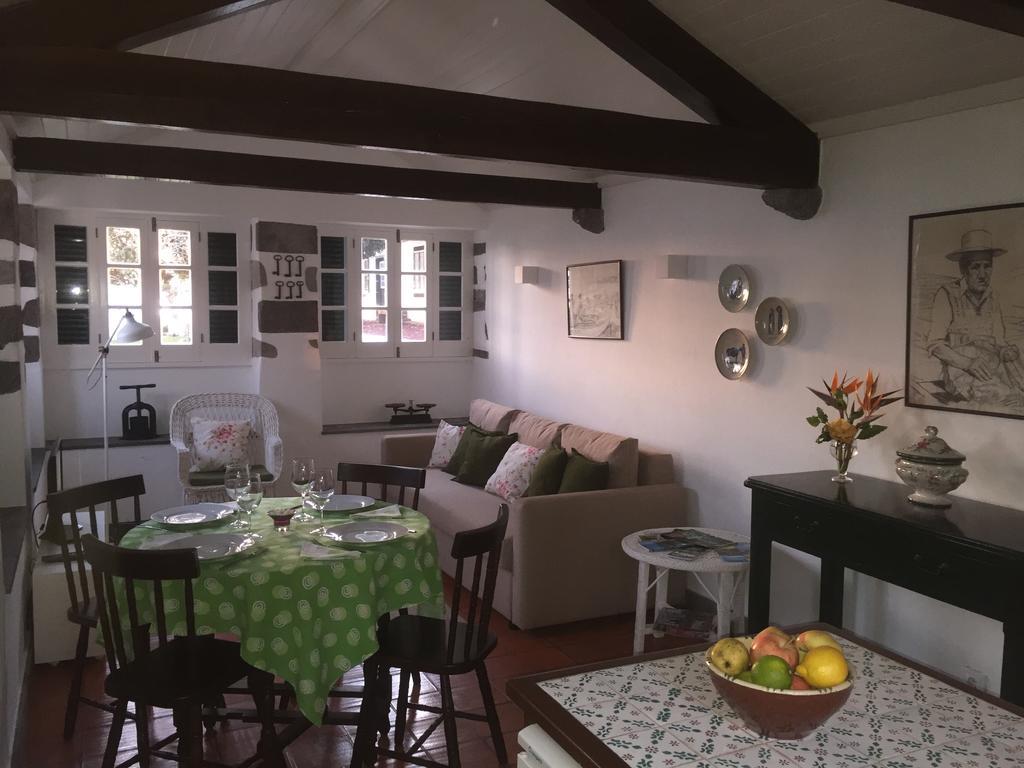 Monserrate - Galera Cottage Caloura Luaran gambar
