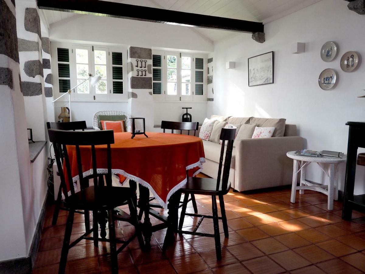Monserrate - Galera Cottage Caloura Luaran gambar