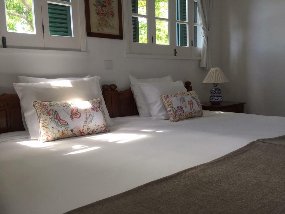 Monserrate - Galera Cottage Caloura Luaran gambar