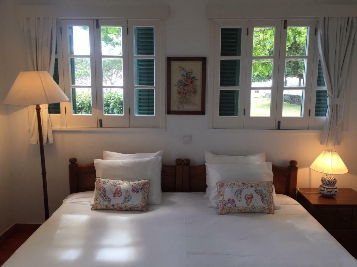 Monserrate - Galera Cottage Caloura Luaran gambar
